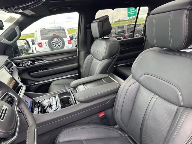 2026 Jeep Grand Wagoneer Summit Obsidian 4x4