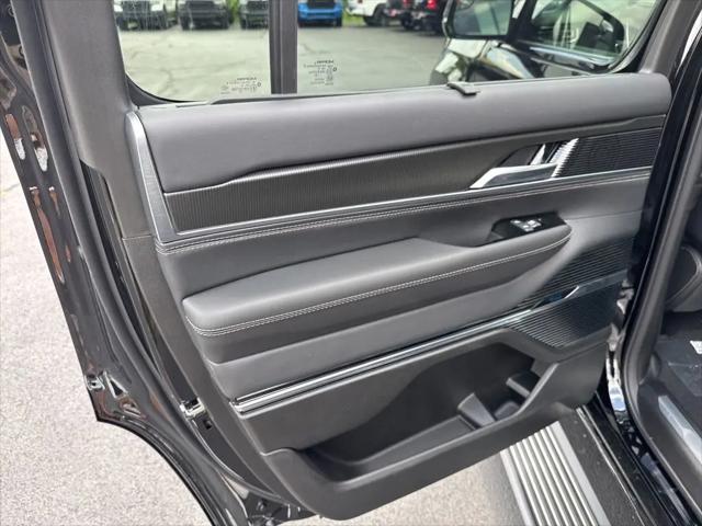 2026 Jeep Grand Wagoneer Summit Obsidian 4x4