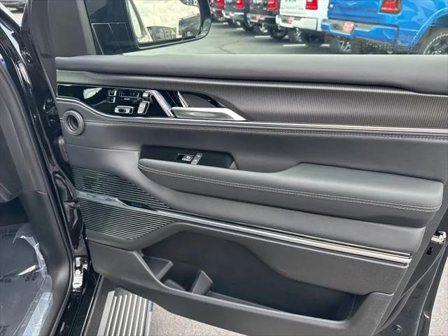2026 Jeep Grand Wagoneer Summit Obsidian 4x4