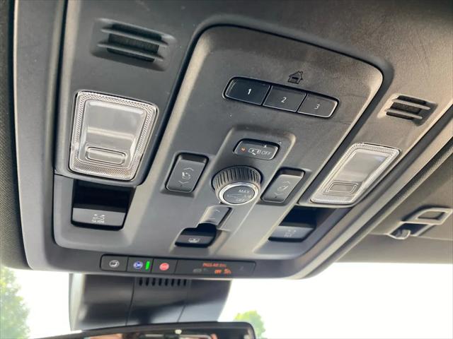 2023 GMC Yukon 4WD Denali