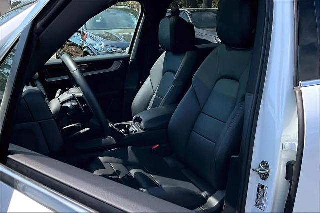 2025 Porsche Cayenne Cayenne
