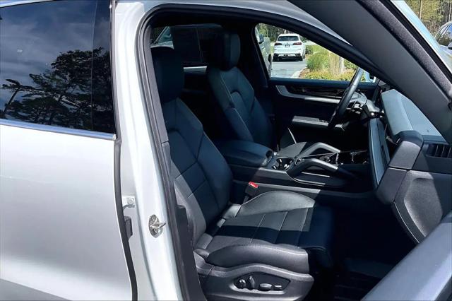 2025 Porsche Cayenne Cayenne