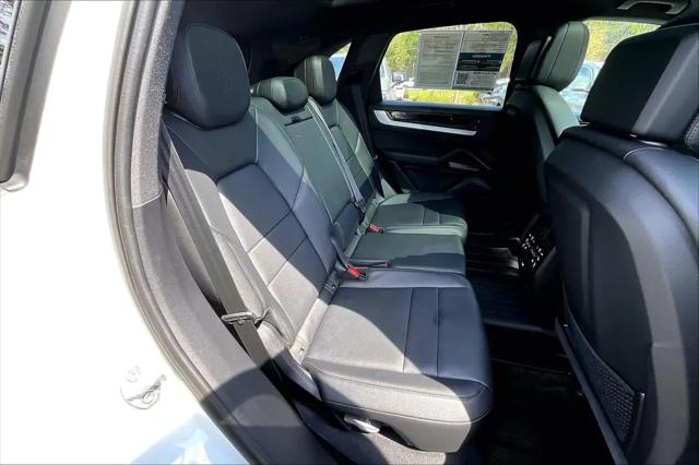2025 Porsche Cayenne Cayenne
