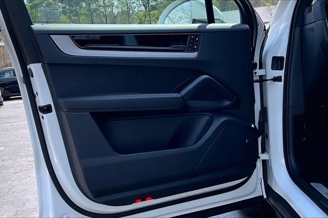 2025 Porsche Cayenne Cayenne