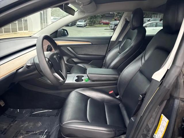 2022 Tesla Model 3 Rear-Wheel Drive