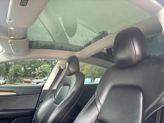 2022 Tesla Model 3 Rear-Wheel Drive