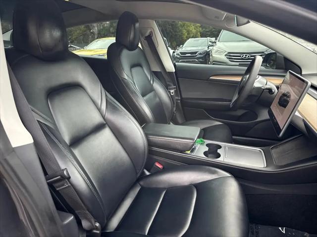 2022 Tesla Model 3 Rear-Wheel Drive