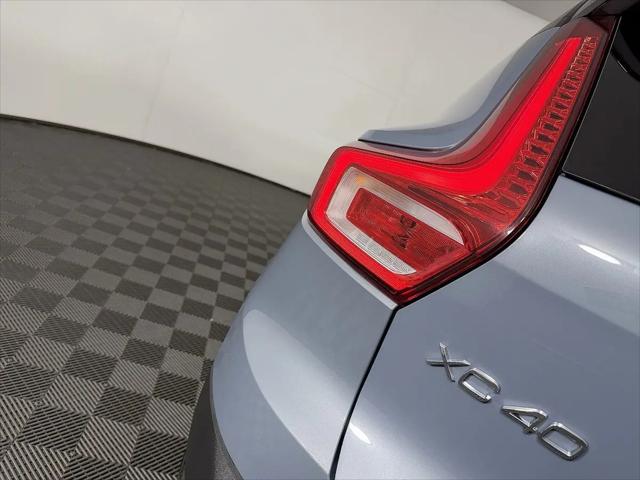 2020 Volvo XC40 T5 R-Design