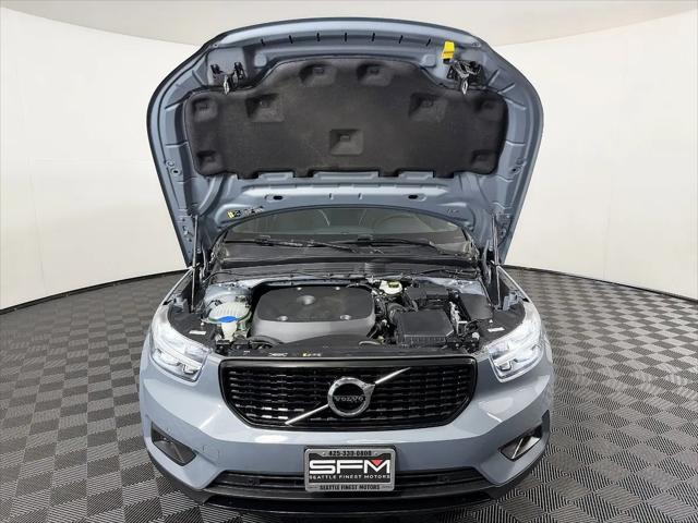 2020 Volvo XC40 T5 R-Design