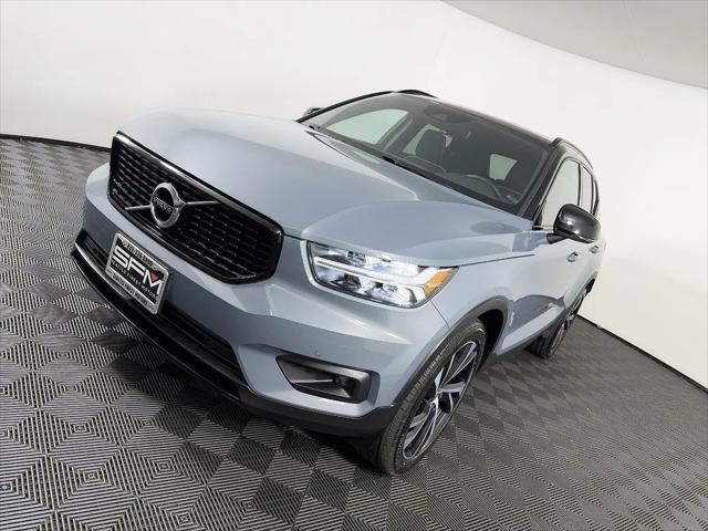2020 Volvo XC40 T5 R-Design
