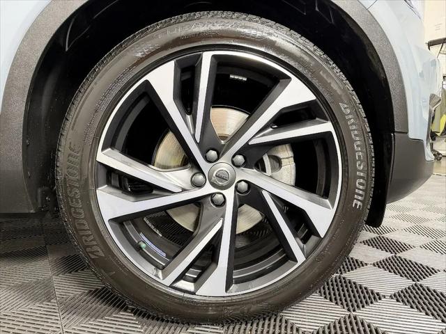 2020 Volvo XC40 T5 R-Design