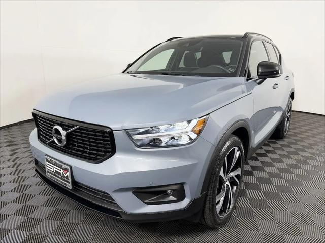 2020 Volvo XC40 T5 R-Design