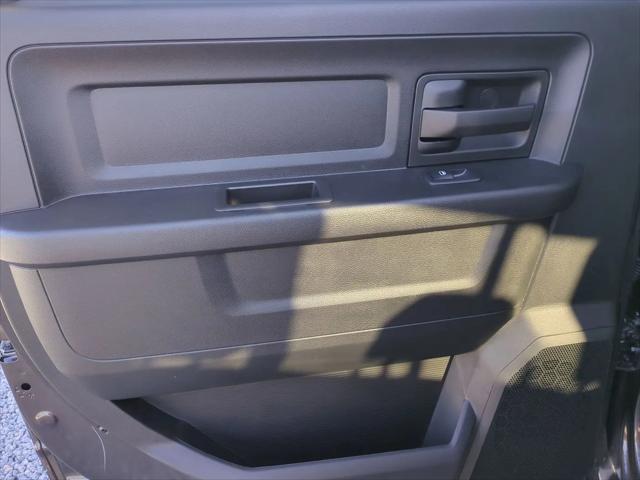 2024 Ram 3500 Tradesman Crew Cab 4x4 8' Box