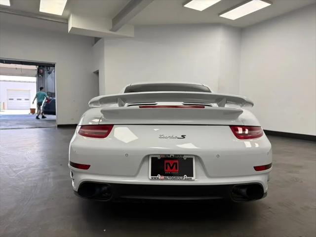 2015 Porsche 911 Turbo S