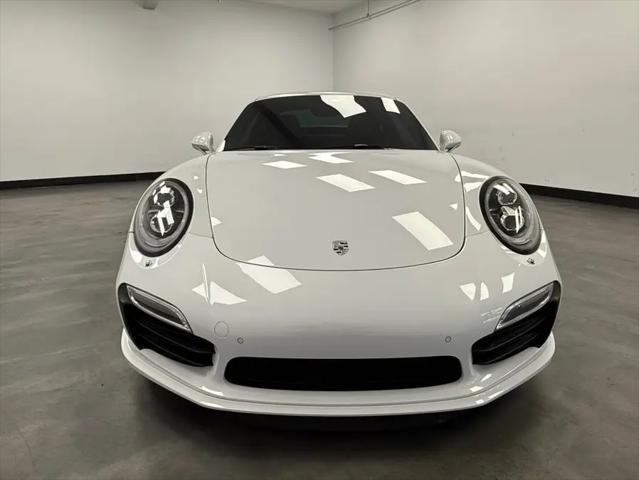 2015 Porsche 911 Turbo S