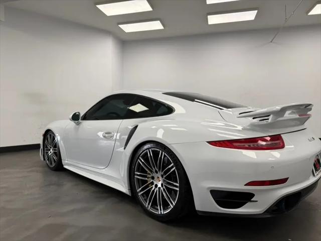 2015 Porsche 911 Turbo S