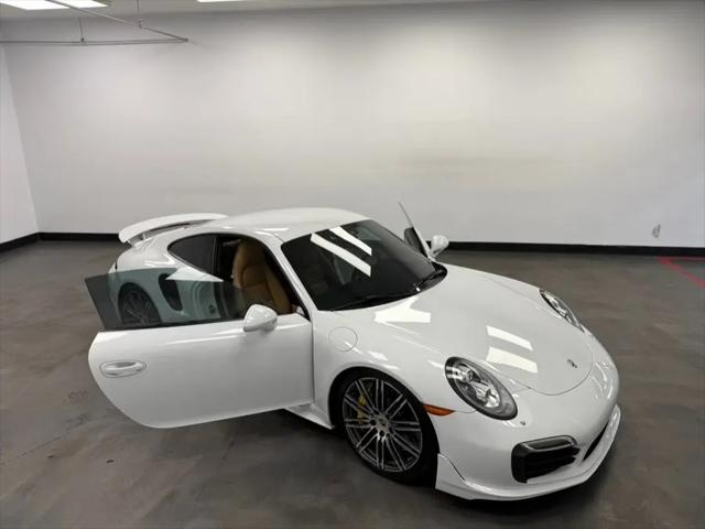 2015 Porsche 911 Turbo S