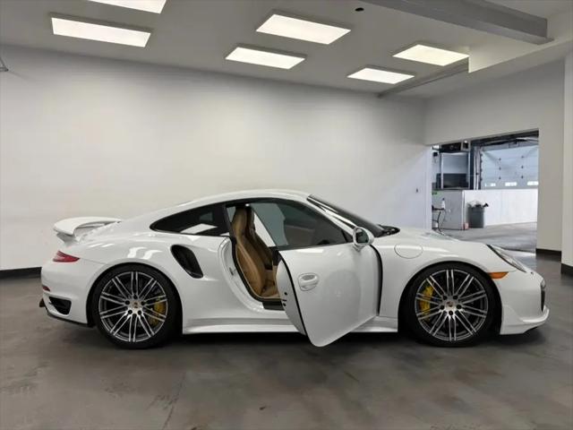 2015 Porsche 911 Turbo S