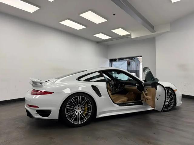 2015 Porsche 911 Turbo S