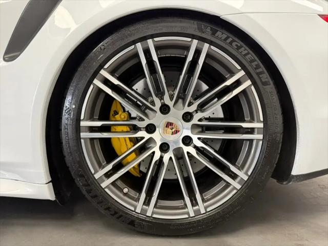 2015 Porsche 911 Turbo S