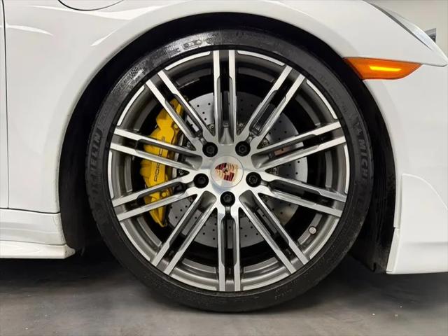 2015 Porsche 911 Turbo S