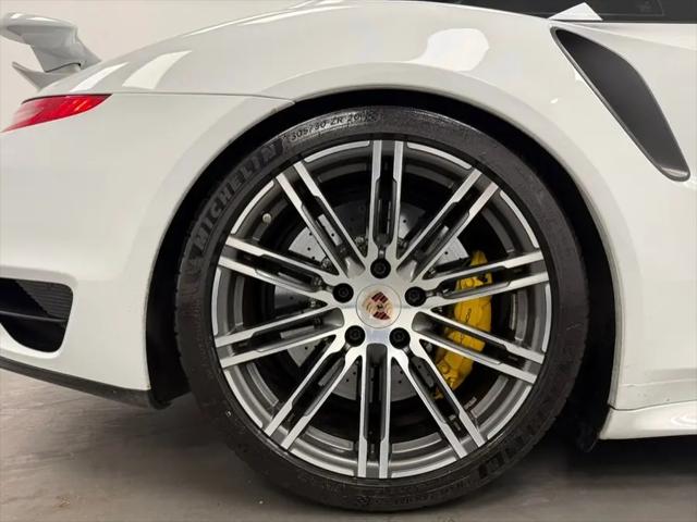 2015 Porsche 911 Turbo S