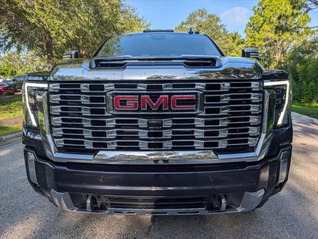 2024 GMC Sierra 2500HD 4WD Crew Cab Standard Bed Denali