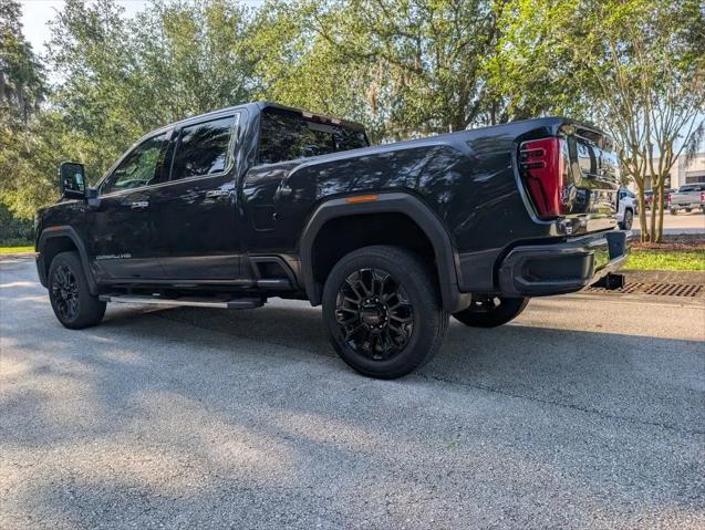2024 GMC Sierra 2500HD 4WD Crew Cab Standard Bed Denali
