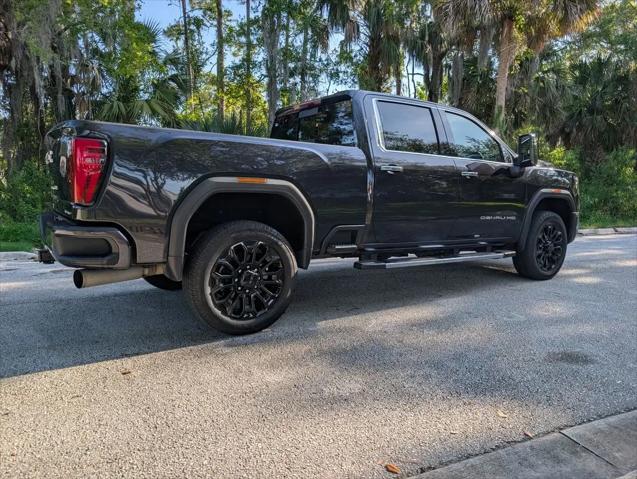 2024 GMC Sierra 2500HD 4WD Crew Cab Standard Bed Denali