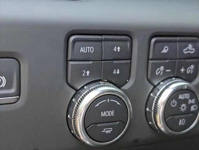 2024 GMC Sierra 2500HD 4WD Crew Cab Standard Bed Denali