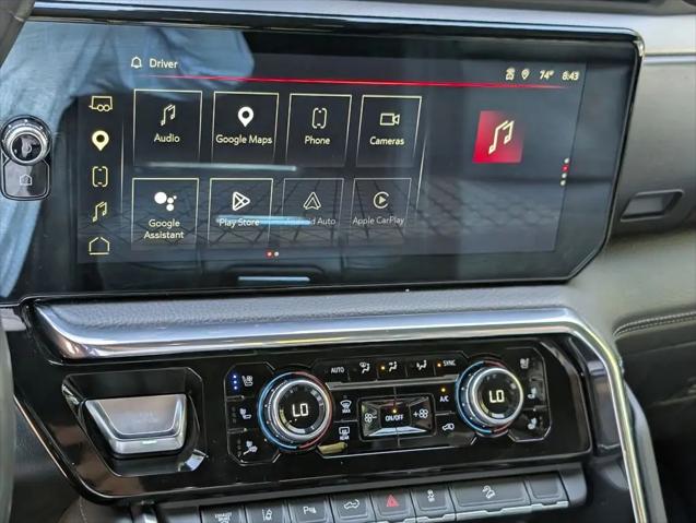 2024 GMC Sierra 2500HD 4WD Crew Cab Standard Bed Denali