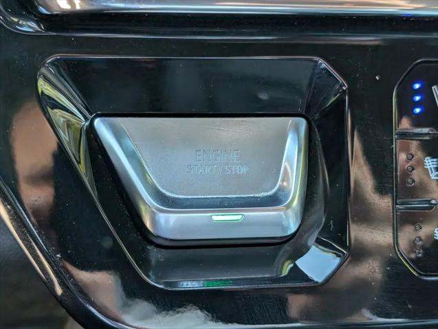2024 GMC Sierra 2500HD 4WD Crew Cab Standard Bed Denali