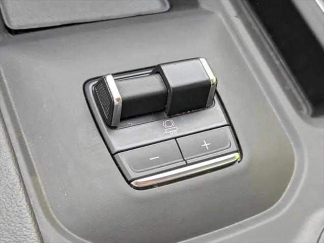 2024 GMC Sierra 2500HD 4WD Crew Cab Standard Bed Denali