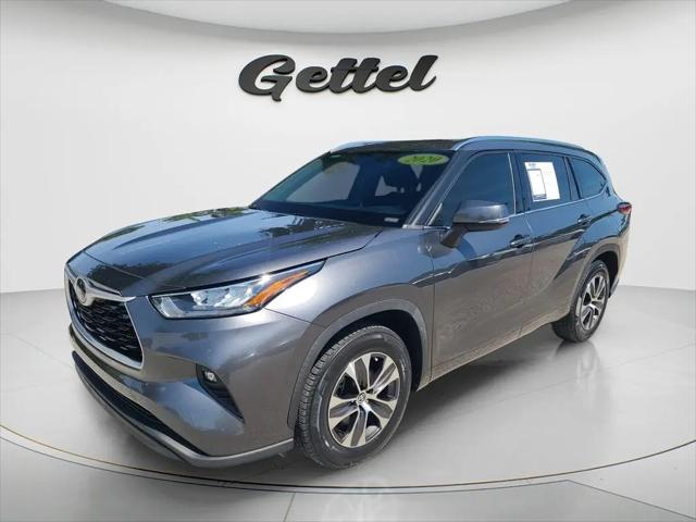 2020 Toyota Highlander XLE for sale in Sarasota, FL
