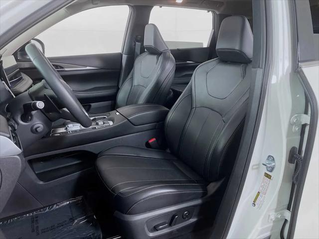 2025 INFINITI QX60 LUXE AWD