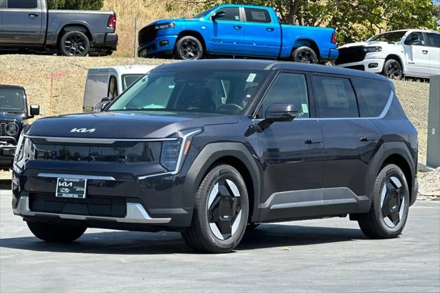 2026 Kia EV9 Light Long Range