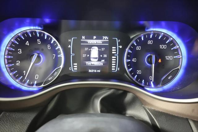 2017 Chrysler Pacifica Touring