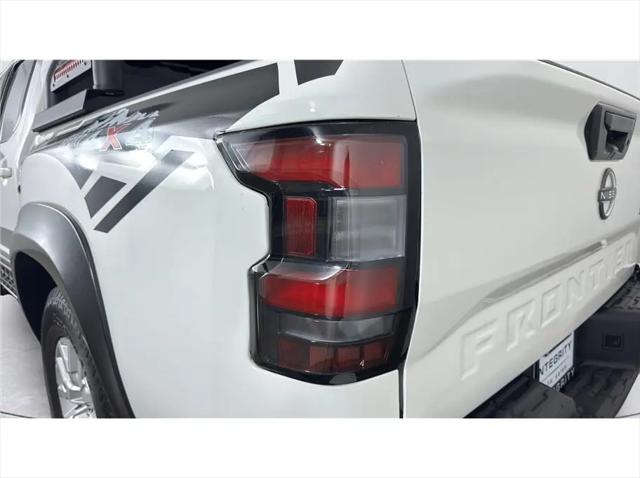 2023 Nissan Frontier Crew Cab SV 4x4