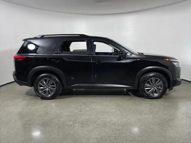 2025 Nissan Pathfinder SV FWD