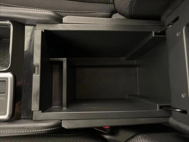 2025 Nissan Pathfinder SV FWD