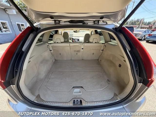 2015 Volvo XC60 T6 Platinum