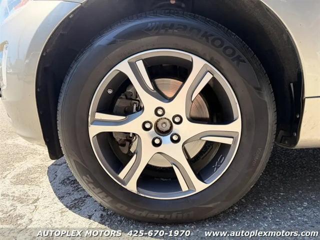 2015 Volvo XC60 T6 Platinum