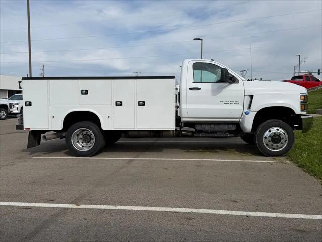 2024 Chevrolet Silverado 6500HD 1WT