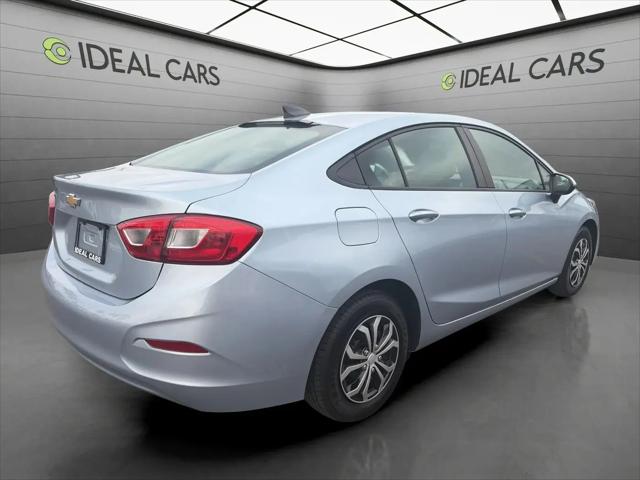 2017 Chevrolet Cruze LS Auto