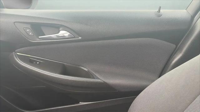 2017 Chevrolet Cruze LS Auto