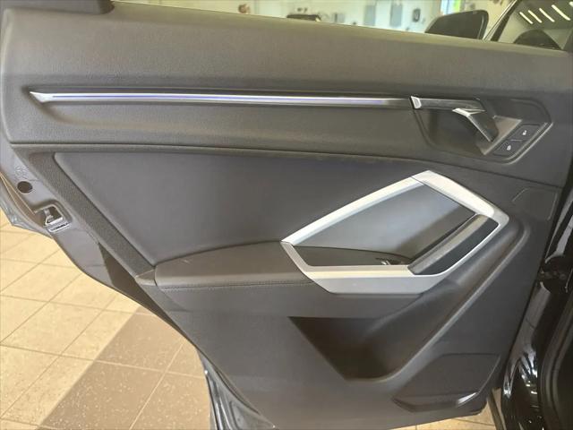 2023 Audi Q3 Premium Plus 45 TFSI S line quattro Tiptronic