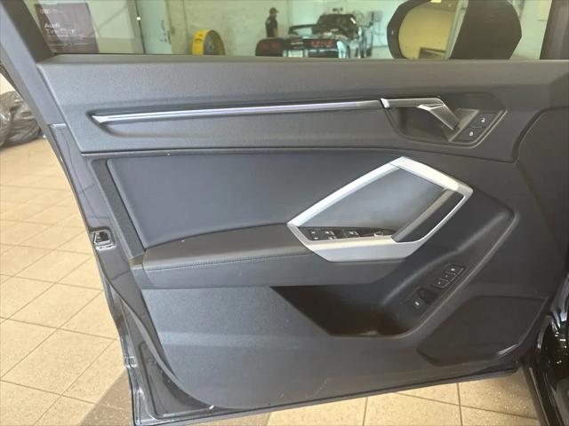 2023 Audi Q3 Premium Plus 45 TFSI S line quattro Tiptronic