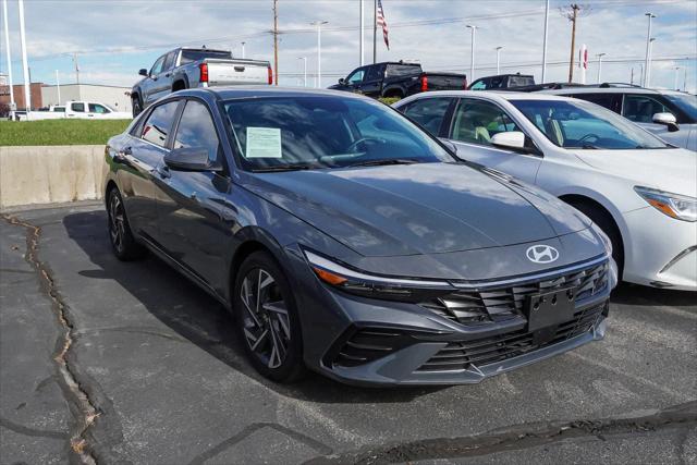 2025 Hyundai Elantra Hybrid Limited