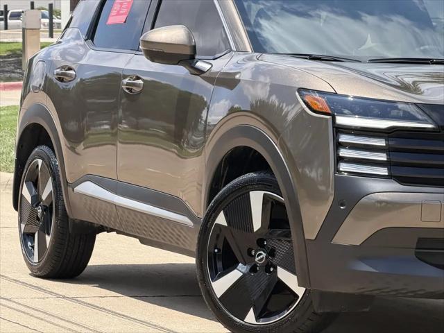 2025 Nissan Kicks SR FWD