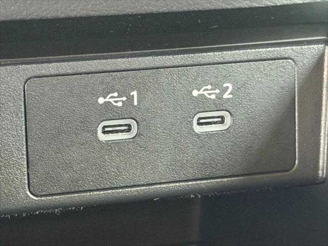 2025 Nissan Kicks SR FWD